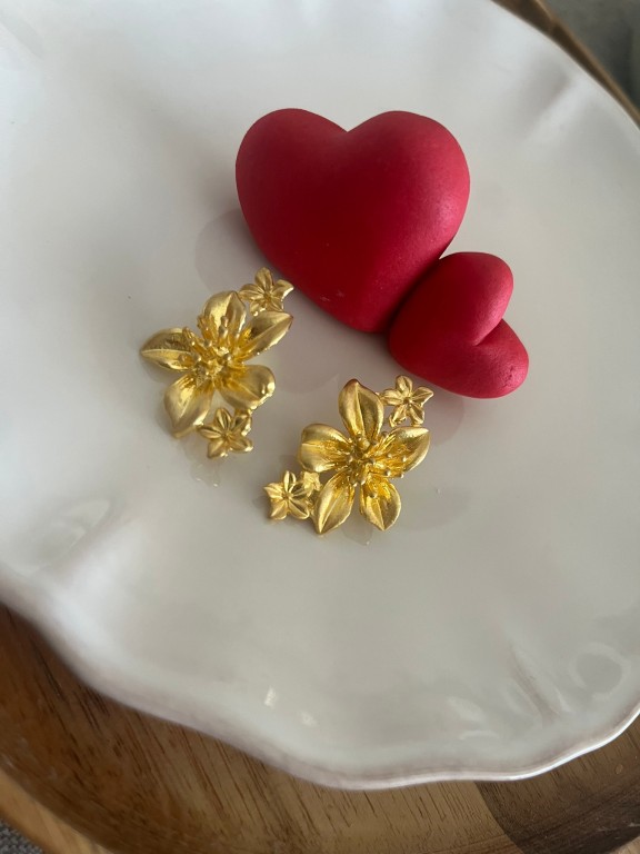 Brincos Prata 925 Dourada com Flor