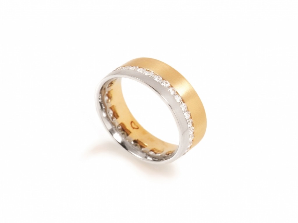 Aliança de Casamento Ouro Amarelo e Branco com Diamantes ALR003361A