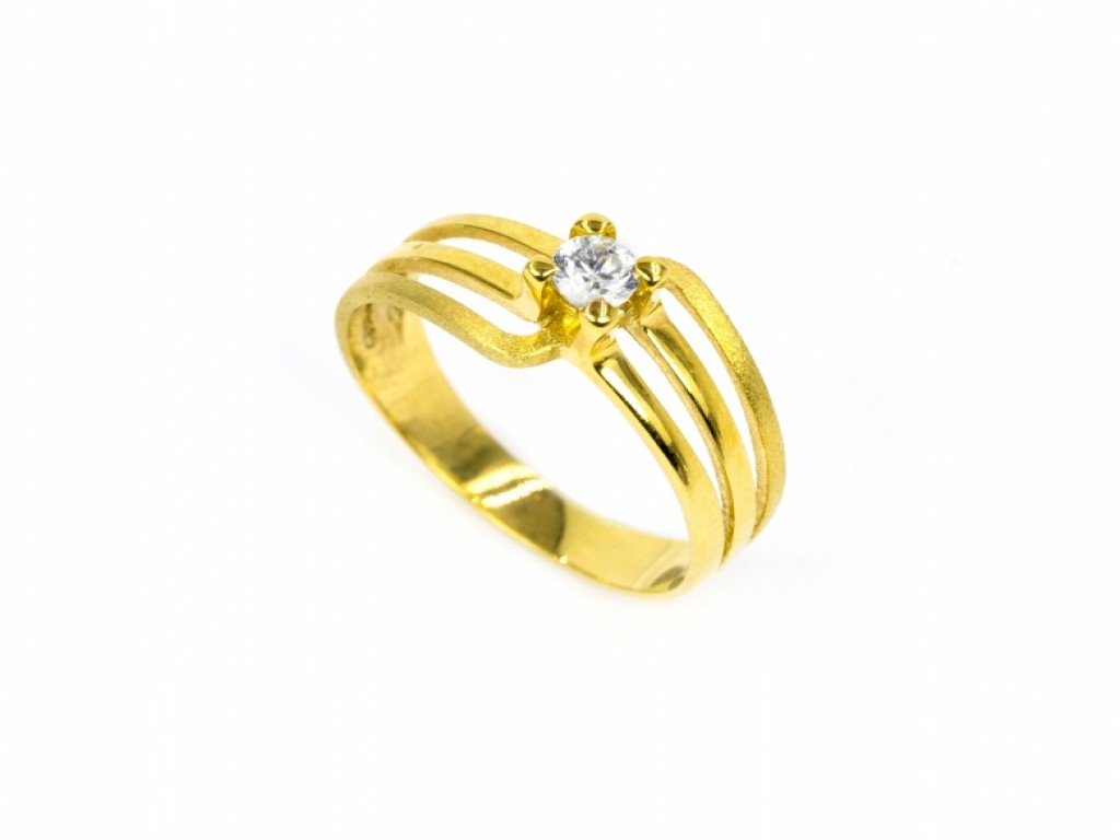 ANEL SOLITÁRIO OURO AMARELO COM Zircónias Brancas