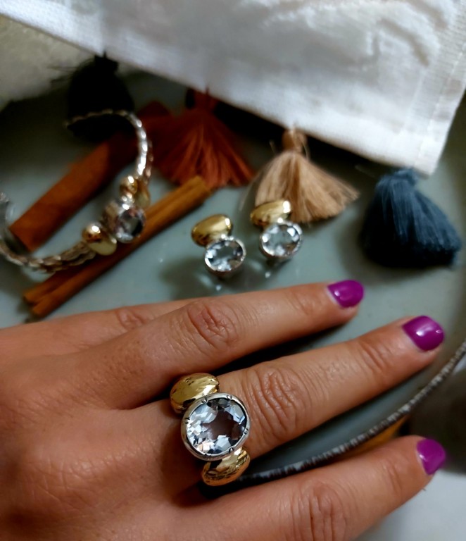 Conjunto Pulseira, Anel e Brincos em Prata e ouro com Brilhantes