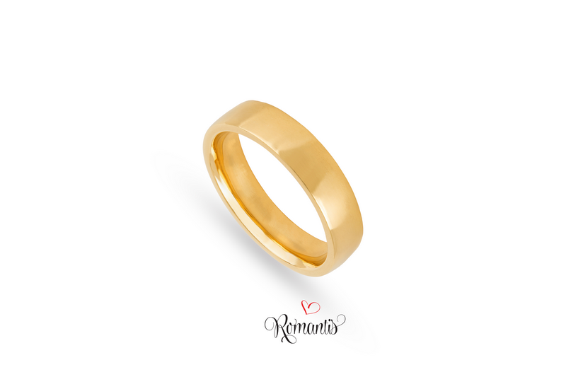 Aliança ouro amarelo  sem pedras.