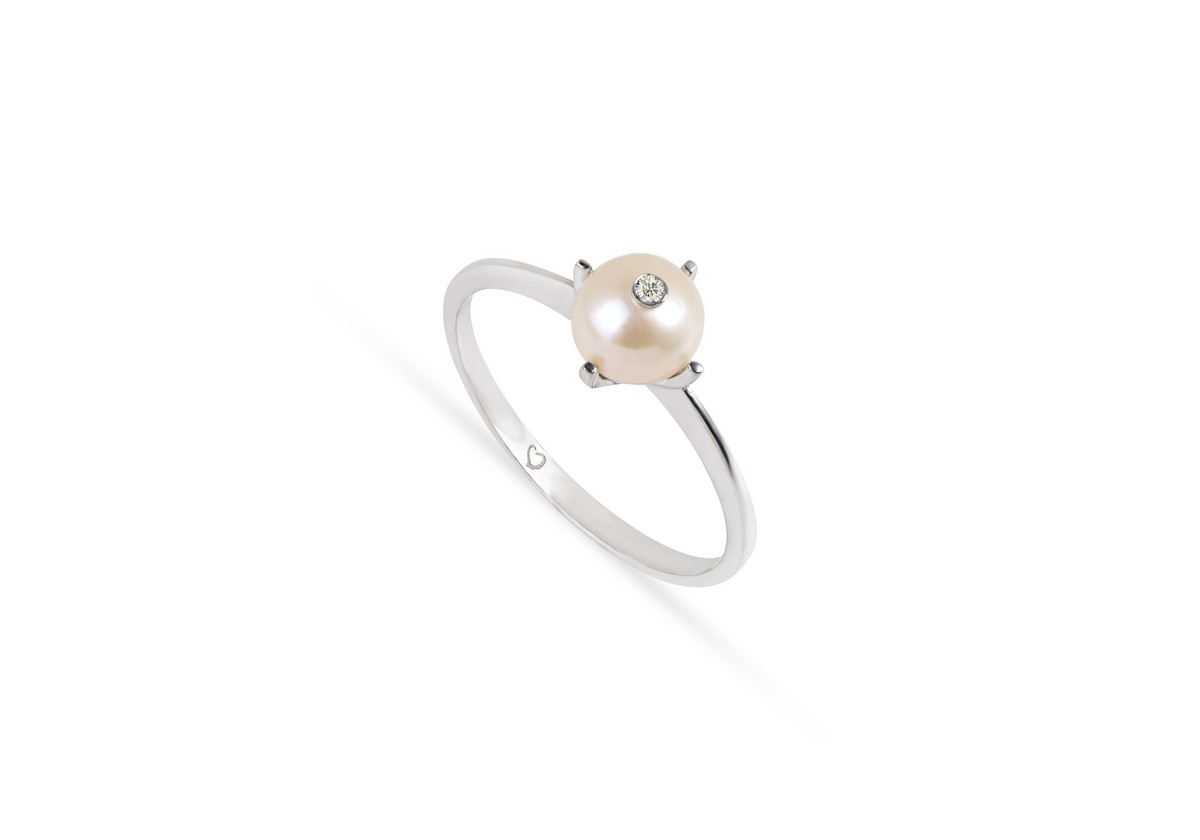 ANEL ROMANTIS EM OURO BRANCO COM DIMANTES 