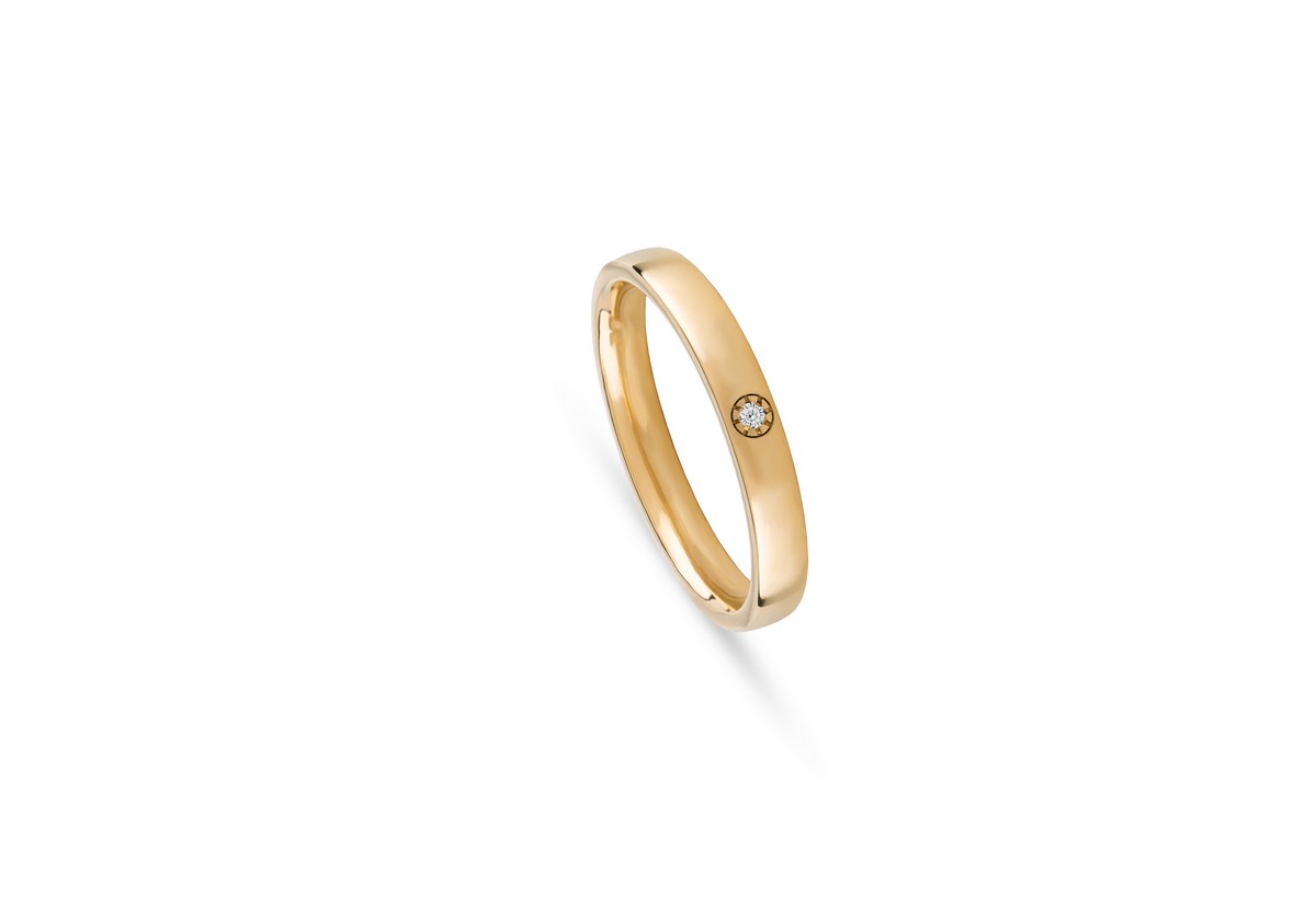 ALIANÇA DE CASAMENTO ROMANTIS EM OURO AMARELO COM ZIRCÓNIA BRANCA 
