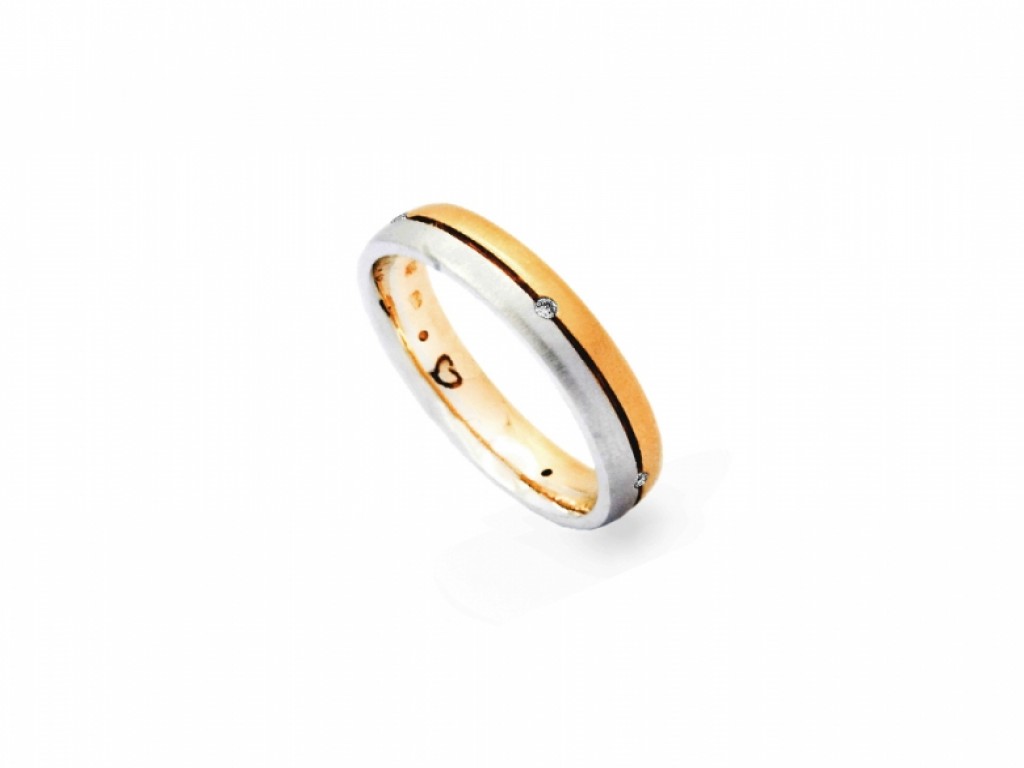 Aliança de Casamento Ouro Amarelo e Branco com Diamantes ALR003625D