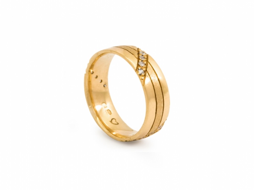 Aliança de Casamento Ouro Amarelo com Diamantes ALR004084