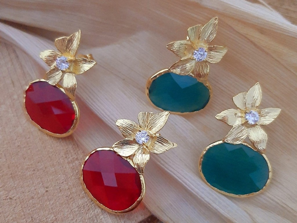 Brincos Flores Prata Dourada com zircões