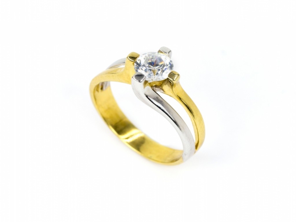 ANEL SOLITÁRIO OURO AMARELO COM Zircónias Brancas AN003770A